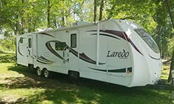 30’ Laredo Travel Trailer