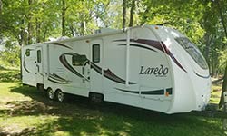 30’ Laredo Travel Trailer